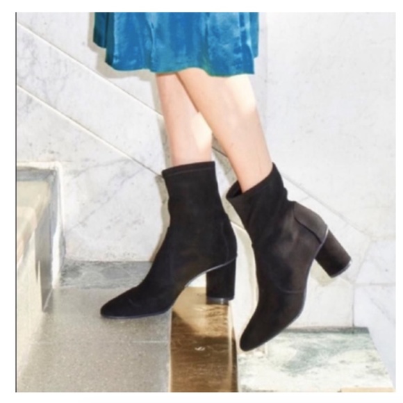 Stuart Weitzman “The Margot 75” suede booties - Picture 7 of 10
